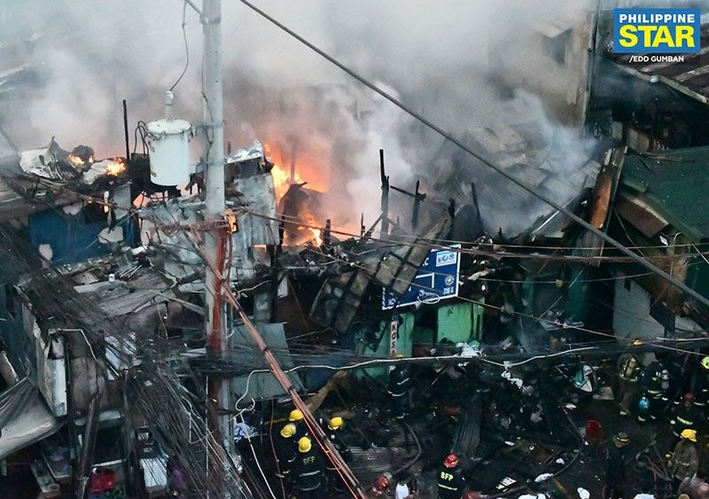 Evacuation center, nahagip din ng apoy 500 pamilya apektado ng sunog sa Sampaloc