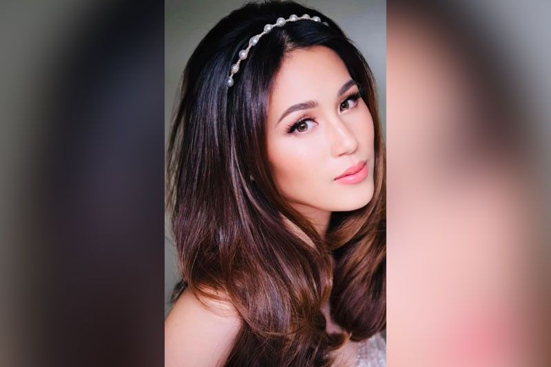 Romcom queen daw agad...Jennylyn, inaagawan ng title sina Sarah at Toni?!