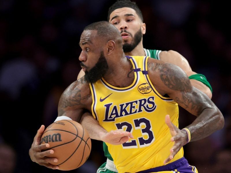 LeBron, Davis lead Lakers romp over Celtics