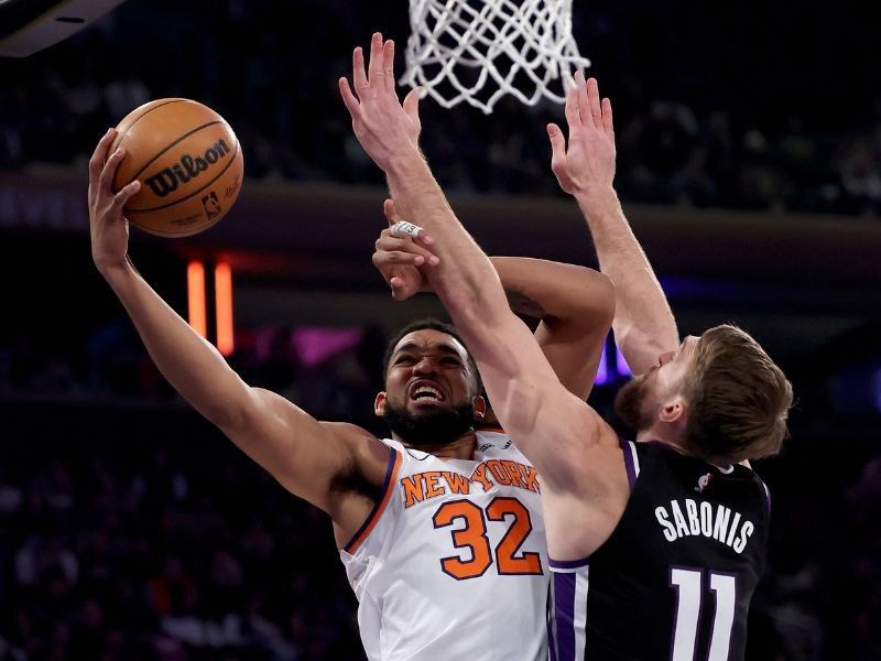 Rejuvenated Knicks too much for Kings