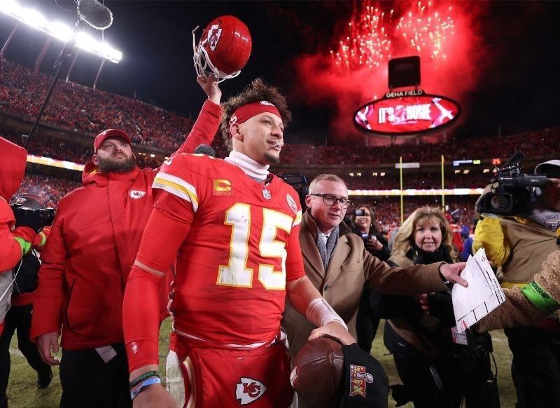 Chiefs, Eagles reach Super Bowl