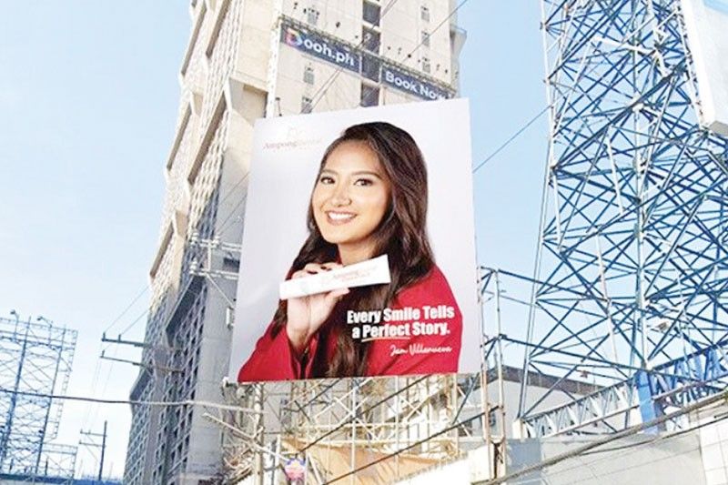 Matapos saktan, ex ni Anthony Jennings may billboard na