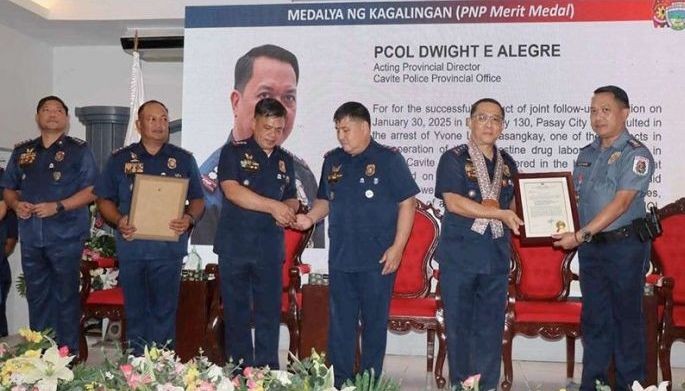 Hepe ng Cavite PPO, 5 pang pulis ginawaran ng Medalya ng Kagalingan