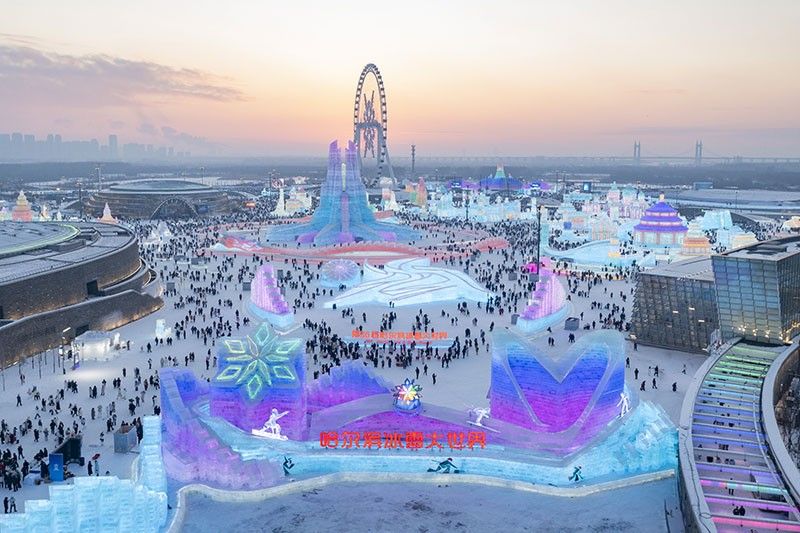'Ice City' welcomes influx of tourists