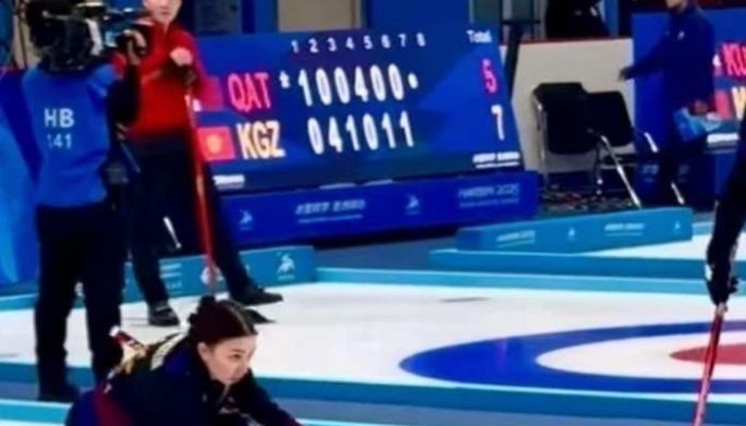 Dubberstein, curling pals smash HK foes