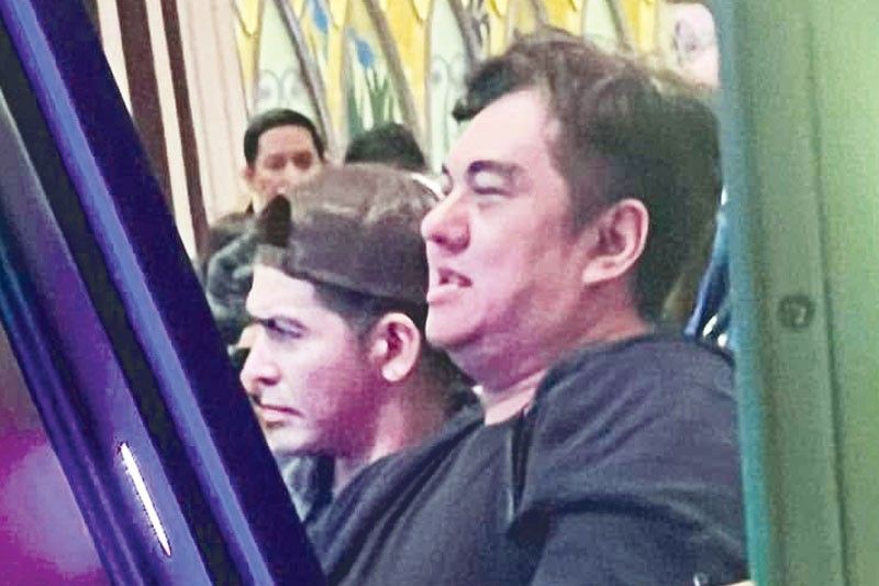 Mark, nanalo ng P60k sa casino matapos makipagkita sa gay businessman-singer