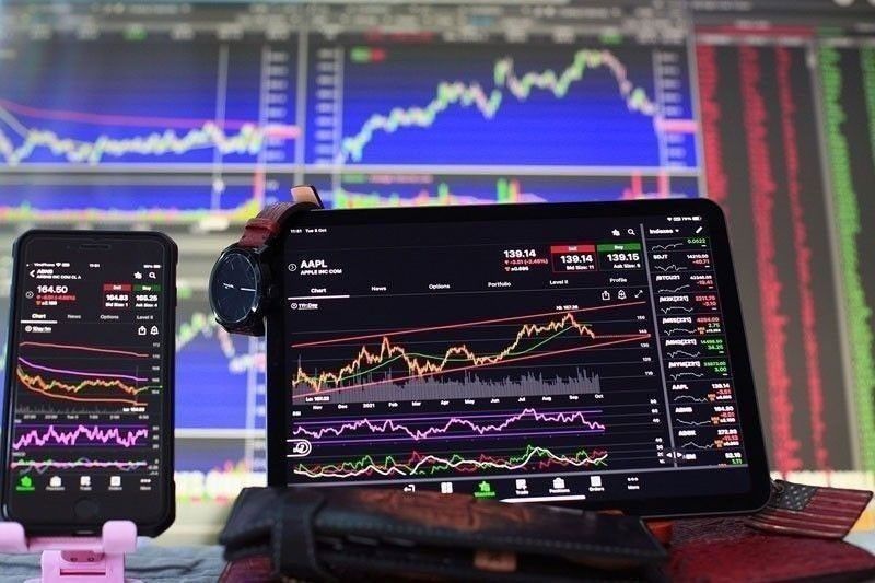 Market mirrors slide on Wall Street