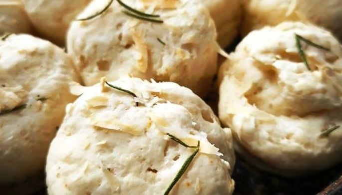 Recipe: Rosemary and Queso Biscuits