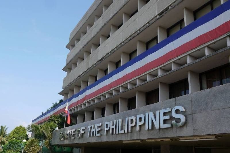Kamara humirit ng Âkuwarto sa Senate building