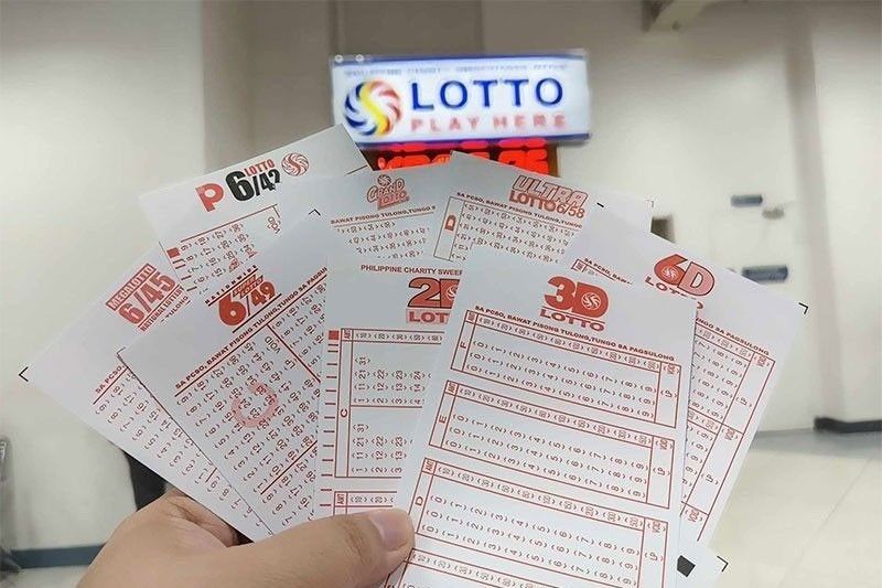 Grand Lotto prize to hit P155 million