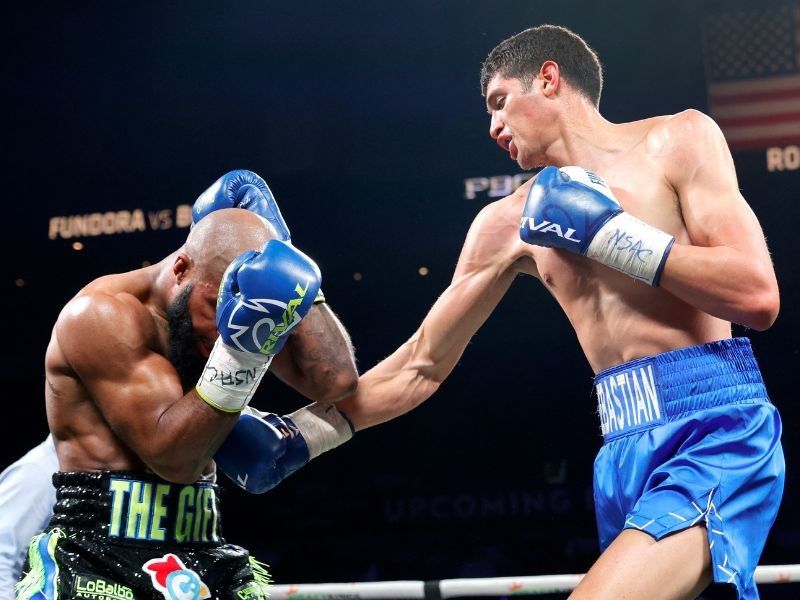 Fundora stops Booker to retain WBC, WBO super welterweight titles