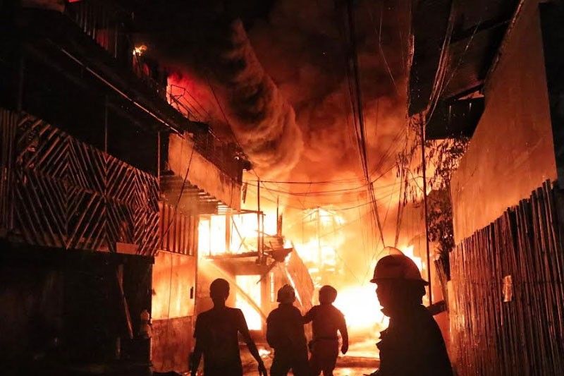 Massive fire hits Mandaue