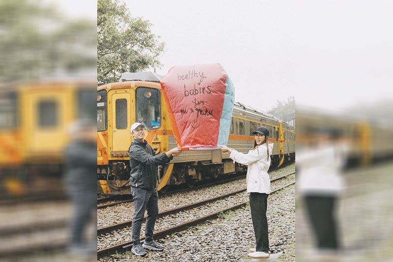 Alex at Mikee, Idinaan sa sky lantern ang wish na babies