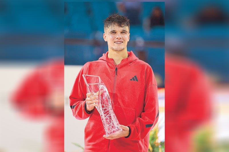 Mensik upsets Djokovic to win Miami Open