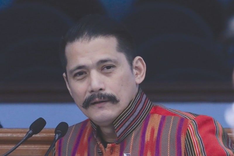 Robin, pinag-interesan ng Chinese produ