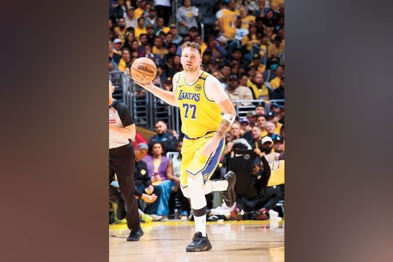 Doncic, Lakers lumapit sa playoff spot