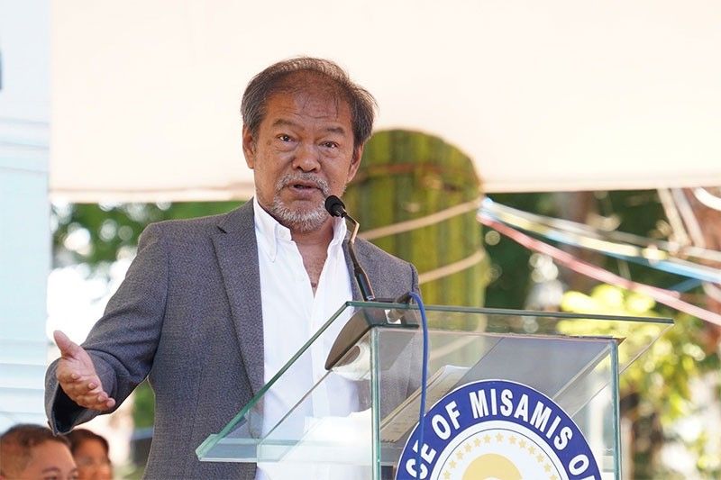 Comelec tells governor: Explain sexist remark