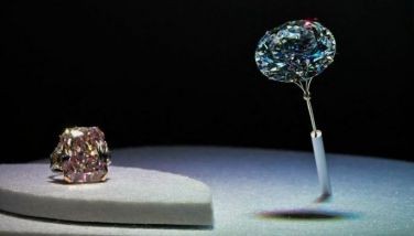 Rare blue diamond fetches almost P1.2 billion at Geneva auction