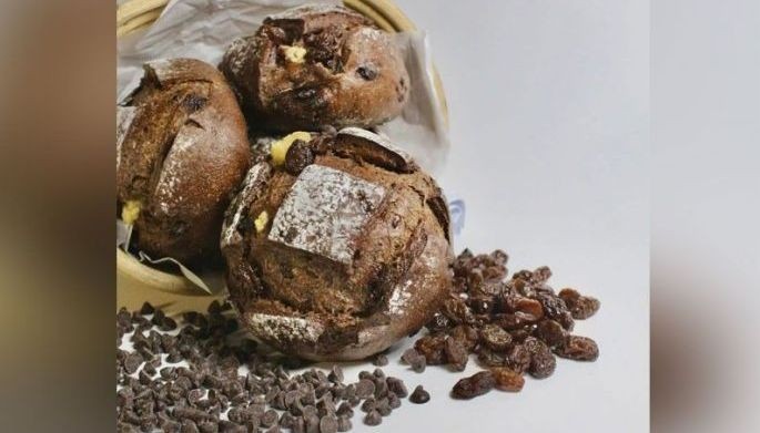Recipe: Dark Chocolate Bread with Raisins