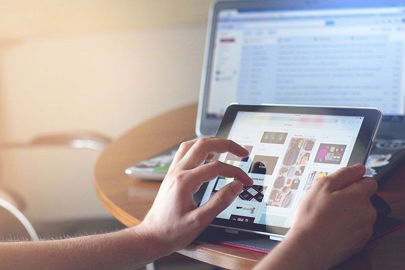Pinoy online sellers lag behind in AI use