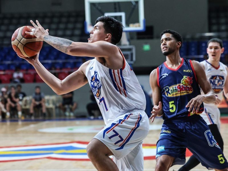 Torres leads Road Warriors past Painters