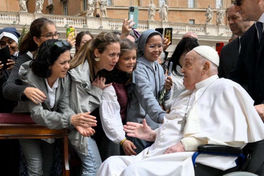 Pope Francis paves way for 'God's architect' Gaudi's sainthood