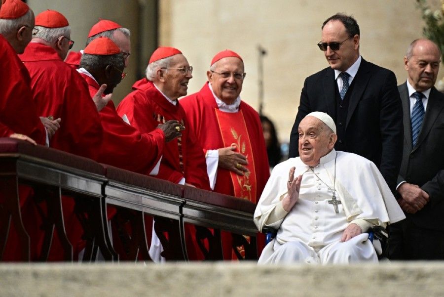 Pope Francis leaves faithful guessing over Easter appearances