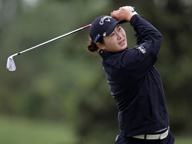 Yan, Buhai share lead at LA Championship