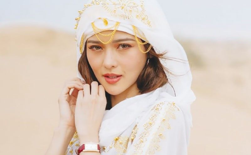 Kim, trending sa princess outfit ng mannequin