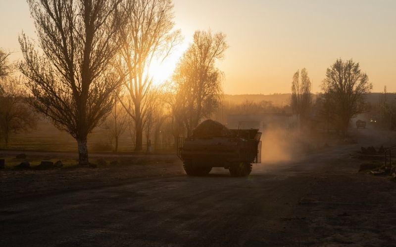 Russia and Ukraine trade blame over Easter truce, as Trump predicts 'deal'