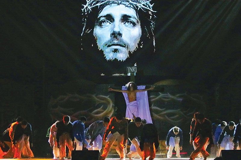 Banay sa nagkahiusang tulaynon champion sa sugat Kabanhawan Festival 2025