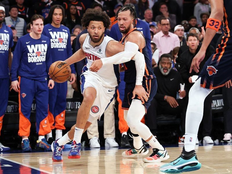 Pistons hold off Knicks for first NBA playoff win since 2008