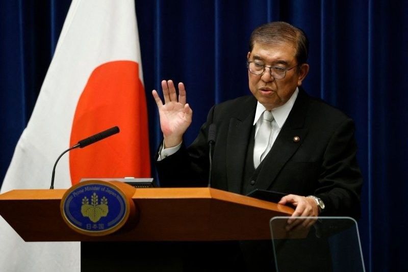 Japanese PM arriving in Manila