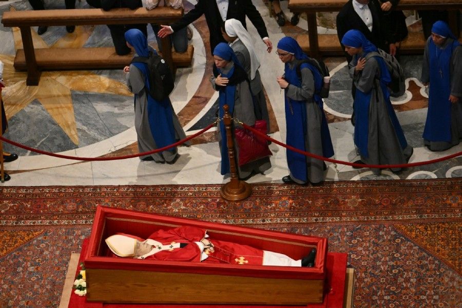 Pope Francis's funeral: Who's attending?