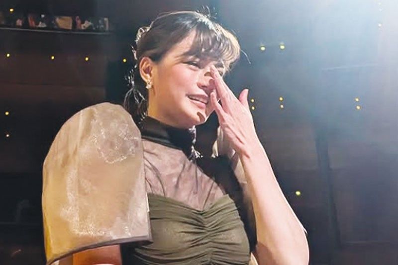 Maris naluha nang mapanood ang sarili sa Italy; Kathryn at Nadine, kandidata ring gumanap na Nora aunor sa pelikula