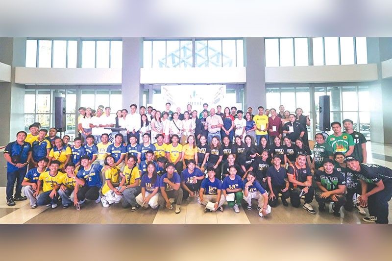 Honoridez mipaambit sa dalaygon niyang panaw