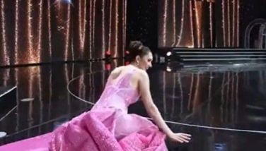 WATCH: Ahtisa Manalo falls in Evening Gown at Miss Universe Philippines 2025