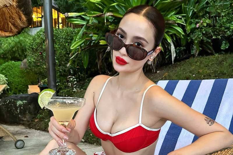 Arci wala matandog sa iyang bashers