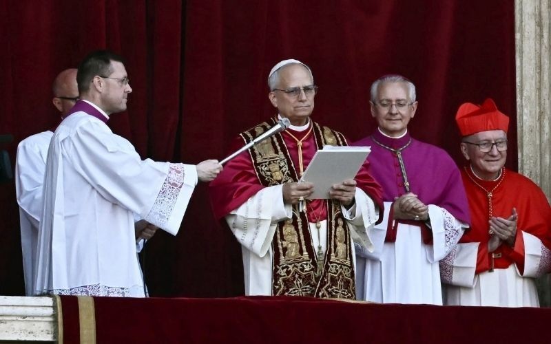 Transcript: First words, address of Pope Leo XIV