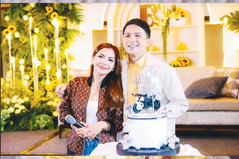 Dennis, iniingatan ang balat