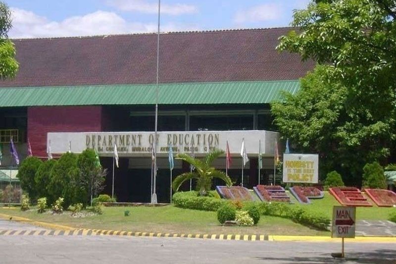 DepEd, nakatanggap ng 160 election-related concerns kaugnay sa midterm polls