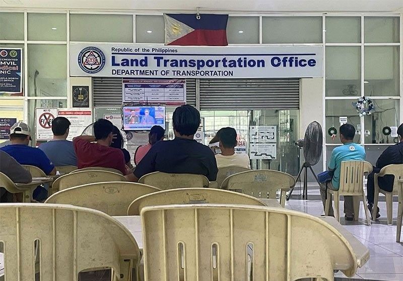 LTO suspends driver in Baguio road crash