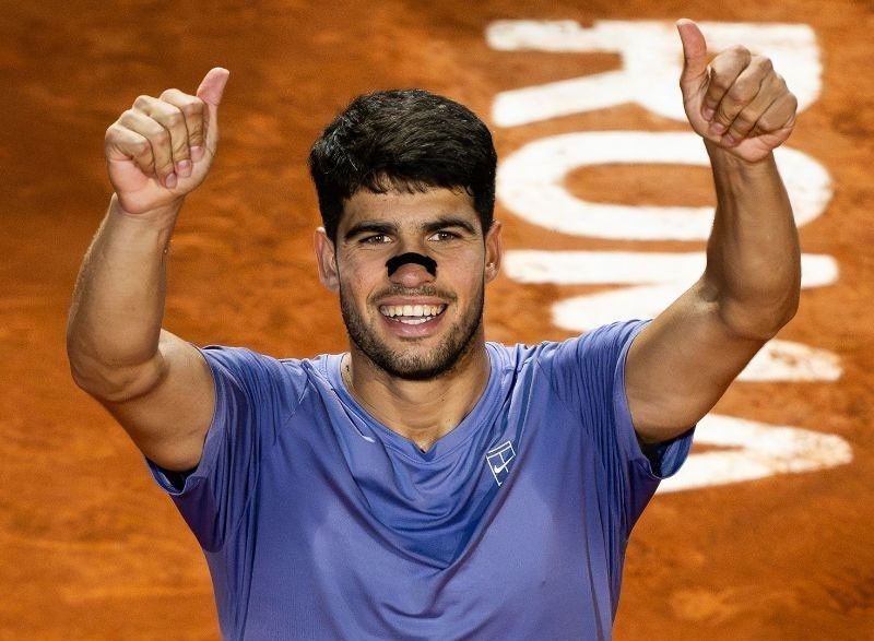Alcaraz, Zverev lead Last 16 cast