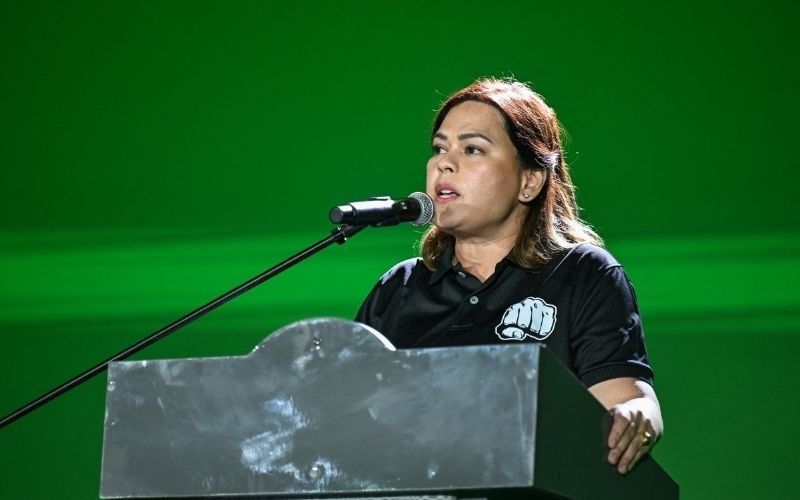 Sara Duterte is not wearing a Kabataan party-list group shirt