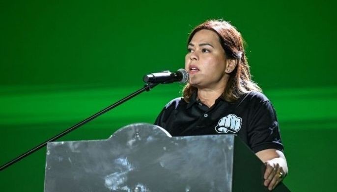 Sara Duterte is not wearing a Kabataan party-list group shirt