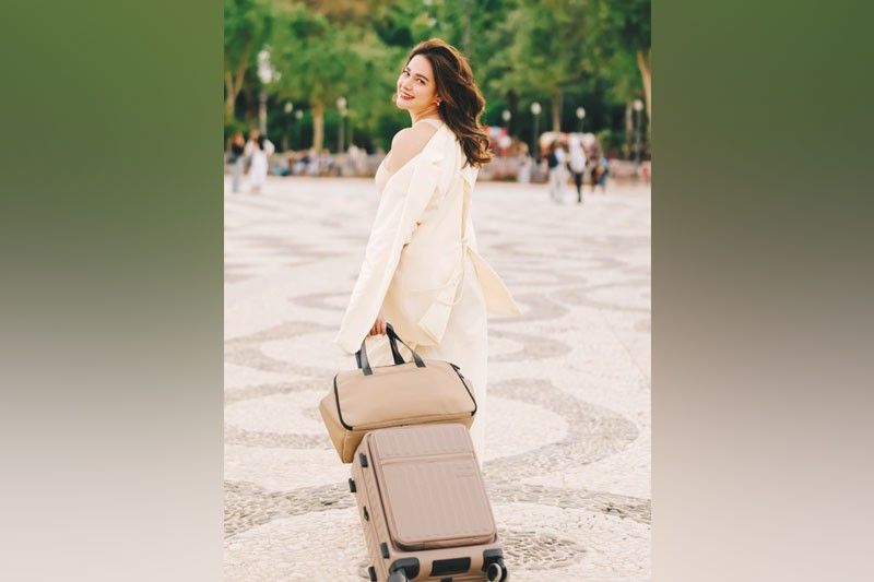 Bea, sinundan sa Spain ng karelasyong bilyonaryo, sinamahan sa Bangkok!