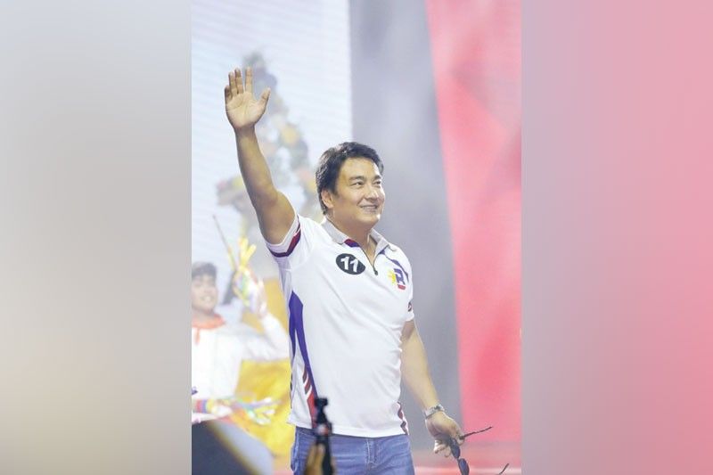 Pinagdarasal na makasampa sa top 12... Sen. Bong, nagpasalamat pa rin