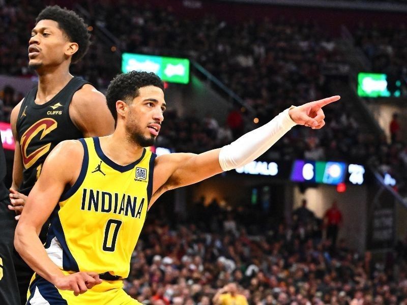 Pacers oust Cavs, Nuggets on brink