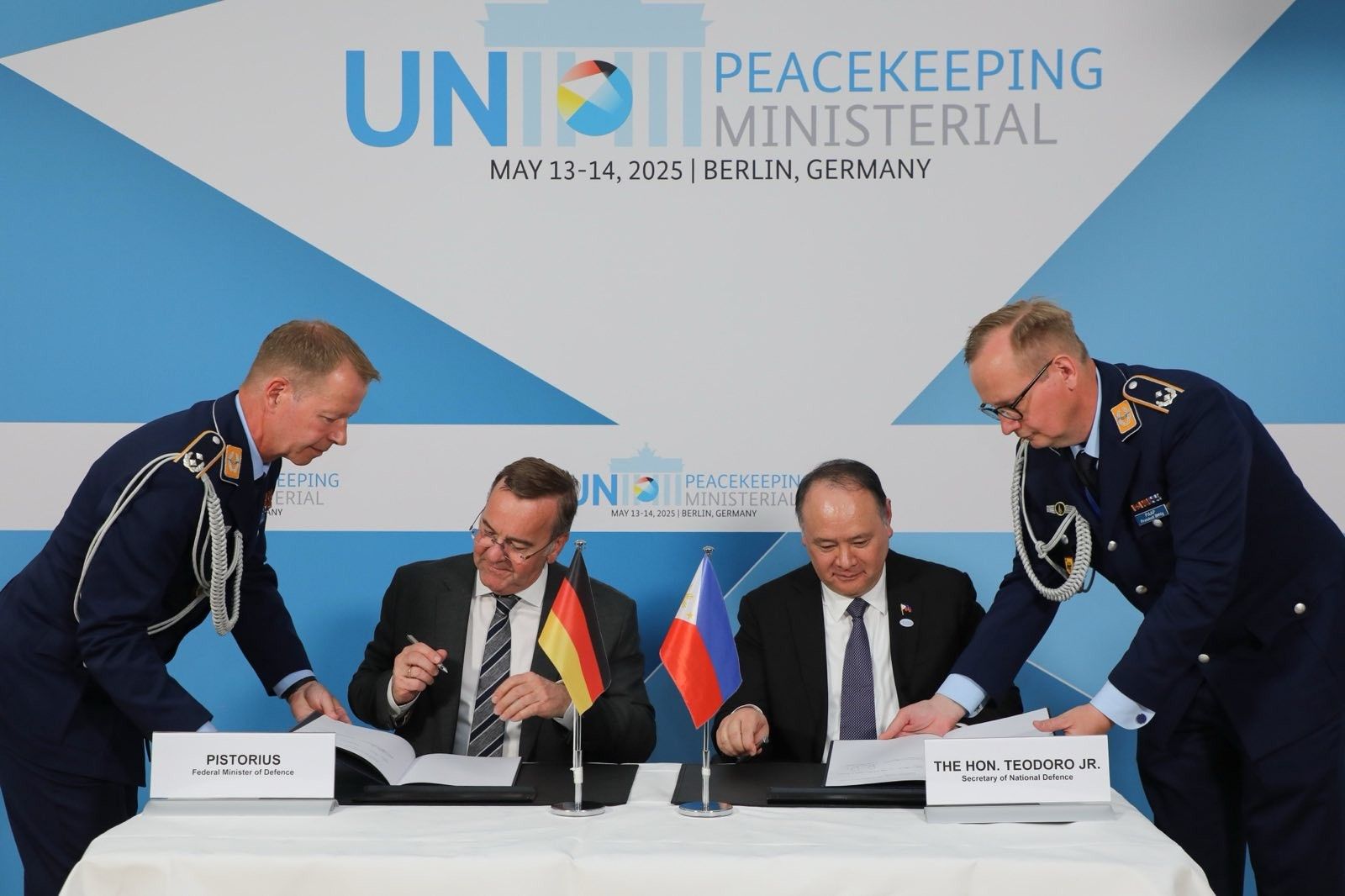 Philippines, Germany sign defense deal