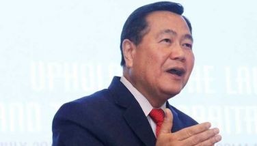 Carpio sees â��dissonanceâ�� in survey results